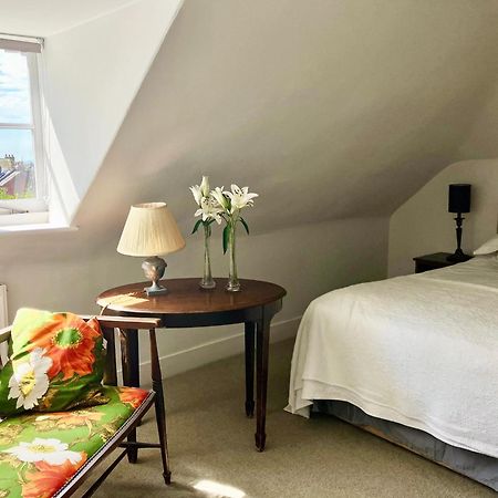 ヘイスティングス ジ オールド レクトリー Bed & Breakfast エクステリア 写真