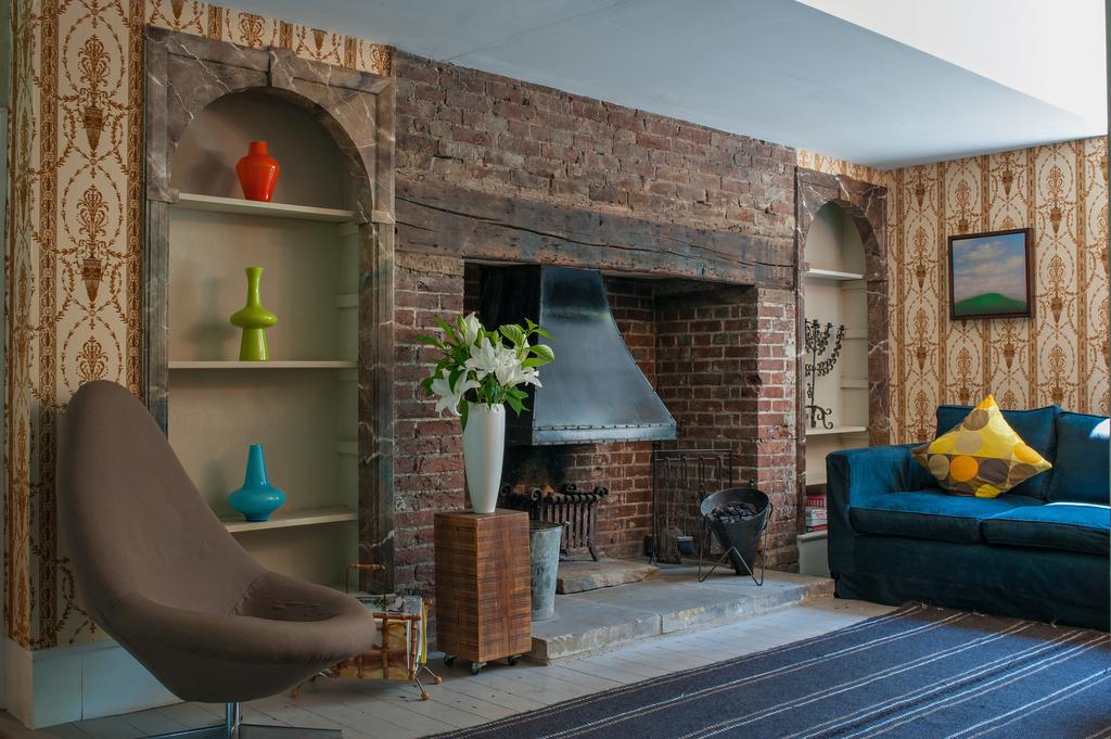 ヘイスティングス ジ オールド レクトリー Bed & Breakfast エクステリア 写真
